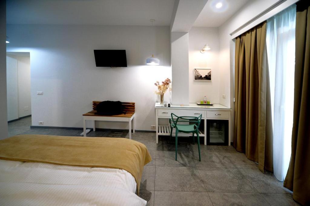 Konak Rooms L Skanderbeg Square ティラナ エクステリア 写真