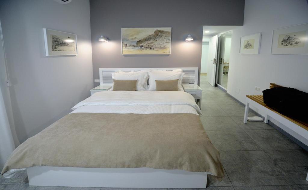 Konak Rooms L Skanderbeg Square ティラナ エクステリア 写真